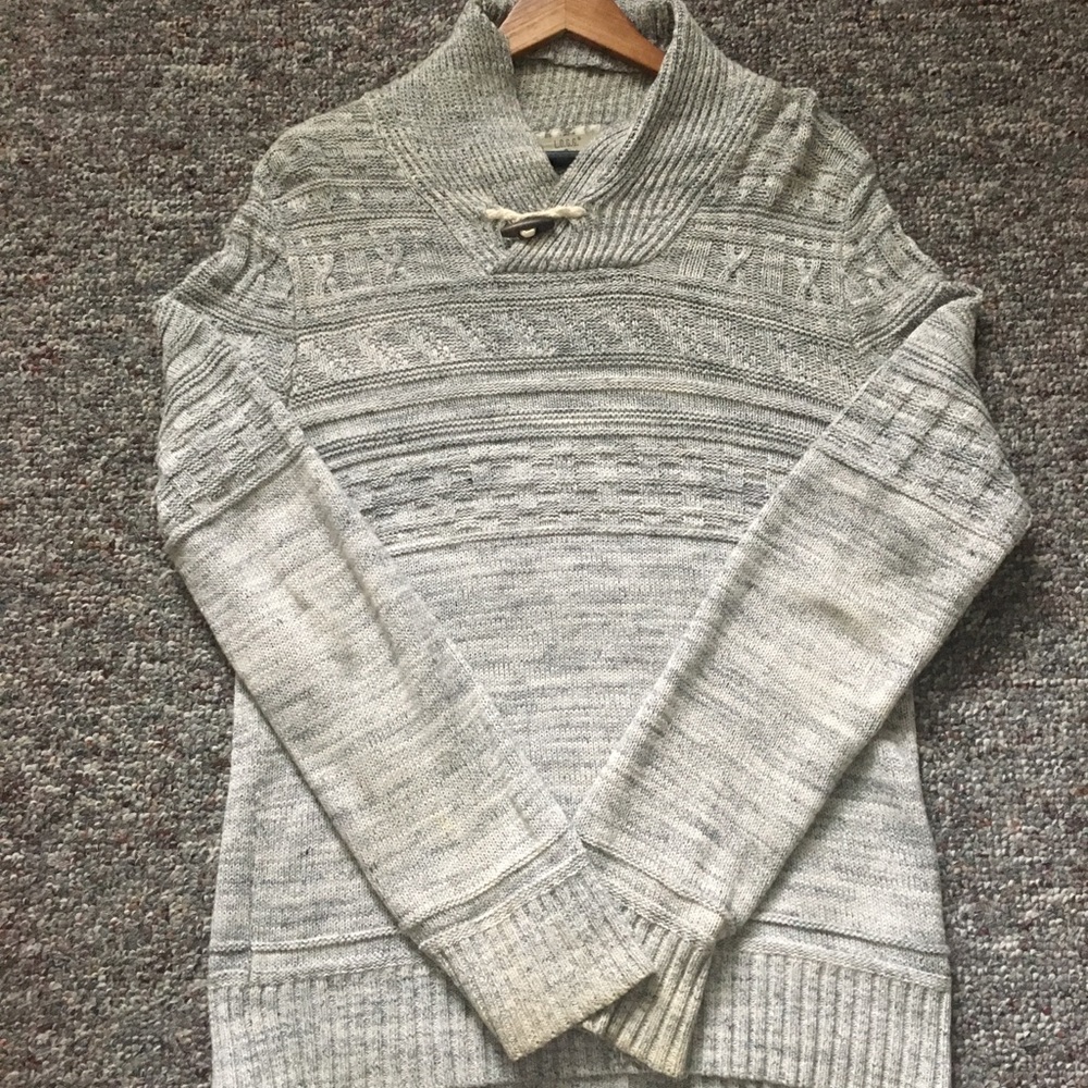 Grey sweater